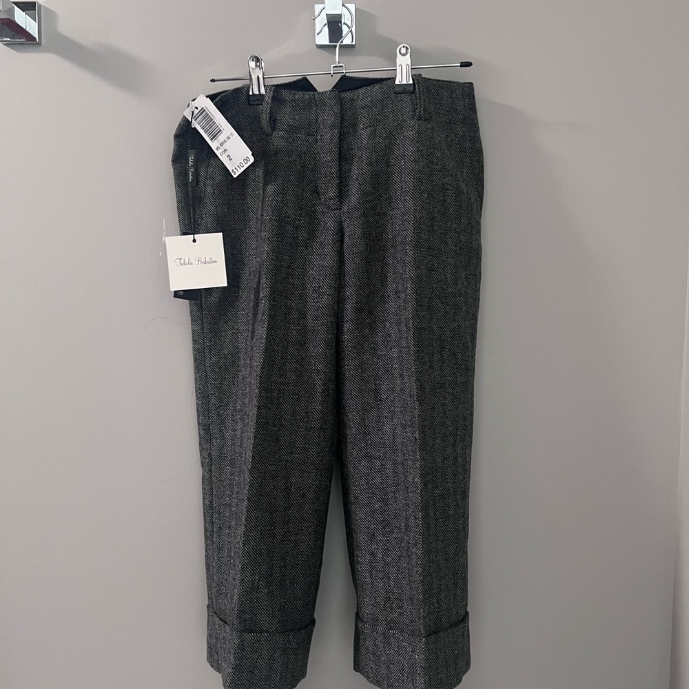 NWT Tailored Women’s Capri Low Rise Dress Pants - Gray Herringbone